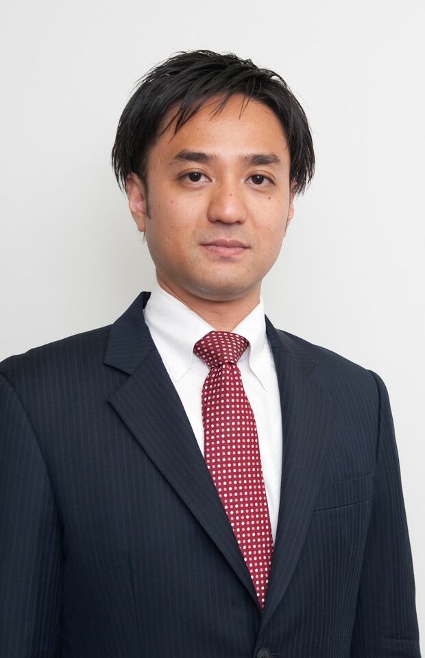 NPO法人空家・空地管理センター代表理事　上田真一さん●米国の大学卒業後、ベトナムでの不動産業や家業の不動産業に従事したのち、2013年に同法人を設立。全国で空き家等の適正管理や利活用に取り組む。話題の書『実家じまい終わらせました！』（松本明子著）にて指南役で登場。