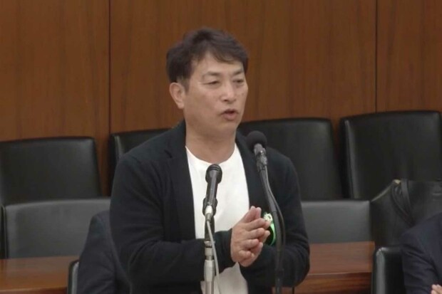 「普段と変わらない気持ちで話したい」エプロン姿での出席を希望したものの、認められなかったスーパー「アキダイ」の秋葉弘道社長（衆議院インターネット審議中継より）