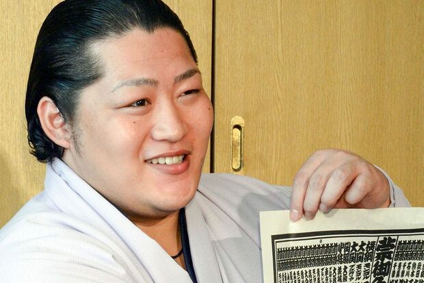 遠藤（写真／産経）