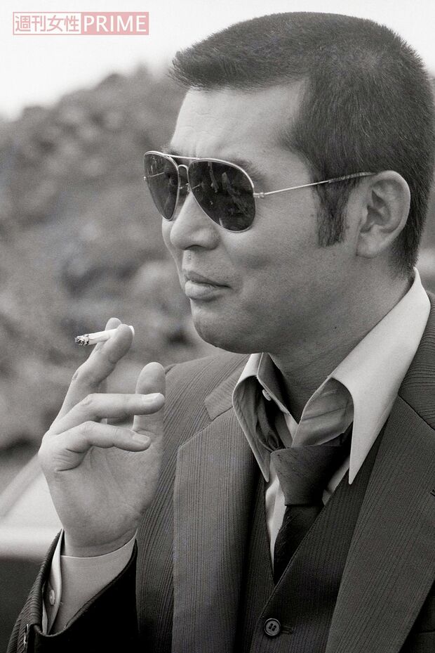 人気を博した刑事ドラマ『西部警察』シリーズ（’79年～’84年）での“大門軍団”を率いた角刈り＆サングラスはインパクト大　撮影／本誌写真班