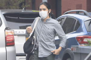 弁護士として家庭を支える小室圭さん。転居の噂が絶えない