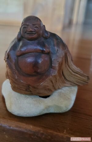 鷲見容疑者が彫った布袋の像