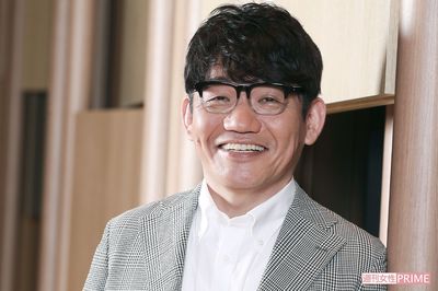 飯尾和樹 “大人気おじさん” に!「売れない時代に、いろんなところを見てきた」