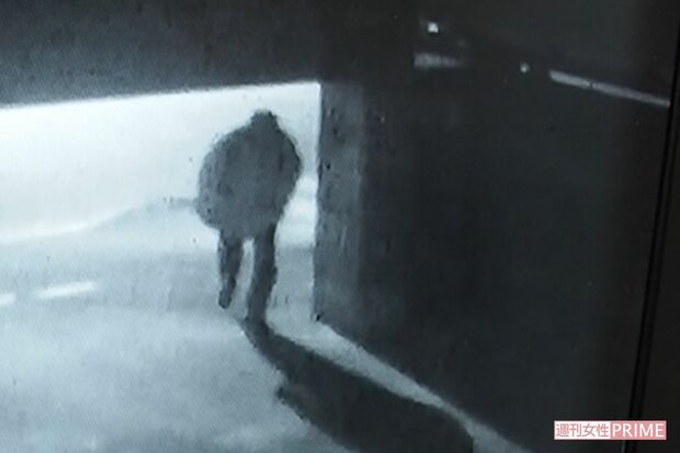 まだ日も昇っていない早朝、神尾容疑者は堂々とした様子で工場敷地内に入ってきた