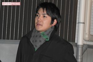 2月6日、帰宅する小室さん