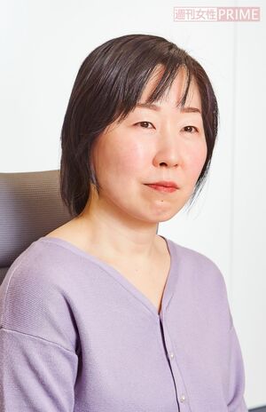 石田祥(いしだ・しょう)●1975年、京都府生まれ。高校卒業後、金融会社に入社。その後、通信会社勤務の傍ら小説の執筆を始める。2014年、第9回日本ラブストーリー大賞に応募した『トマトの先生』(宝島社文庫)が大賞を受賞し、デビュー。他に「ドッグカフェ・ワンノアール」シリーズ、『元カレの猫を、預かりまして。』、『夜は不思議などうぶつえん』(共に双葉文庫)がある。撮影/後藤鐵郎