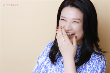 よく笑い、よく気を使う。「内面も外面も、大人の美しさがある人に憧れますね」　撮影／矢島泰輔