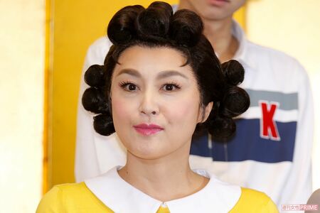 舞台版のサザエさんを演じた藤原紀香(2019年)