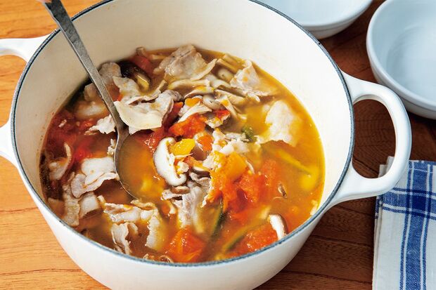 豚肉と野菜の塩だけスープ