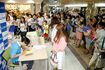 会場にはなんとファン100人超が詰めかけた（リブロ新大阪店）