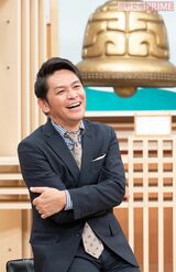 お笑いコンビ・ますだおかだの岡田圭右