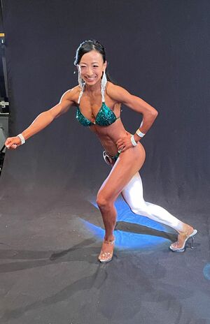 ボディメイクコンテスト「MOLA CUP」に出場した、北京五輪カーリング女子日本代表の藤澤五月(FWJ公式ツイッターより)