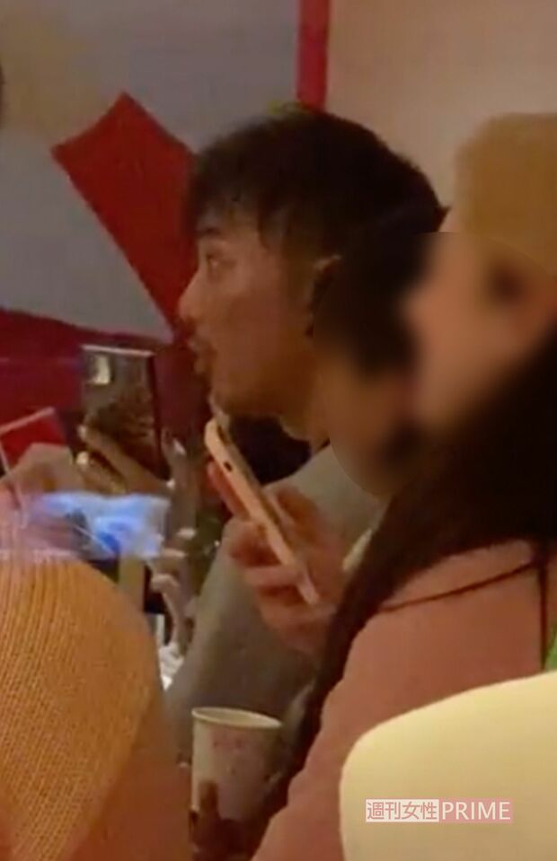 プロデュースしたグッズを、ポップアップショップで販売していた成宮寛貴