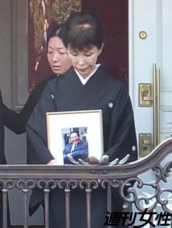 愛川欽也さん死去の発表が遅れたのは億単位の借金が理由か