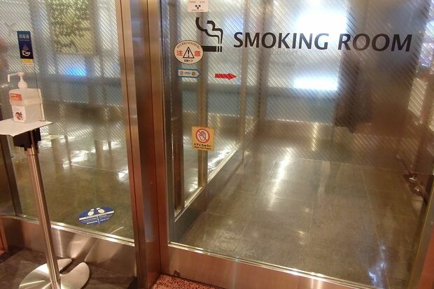 アルコール消毒なども設置