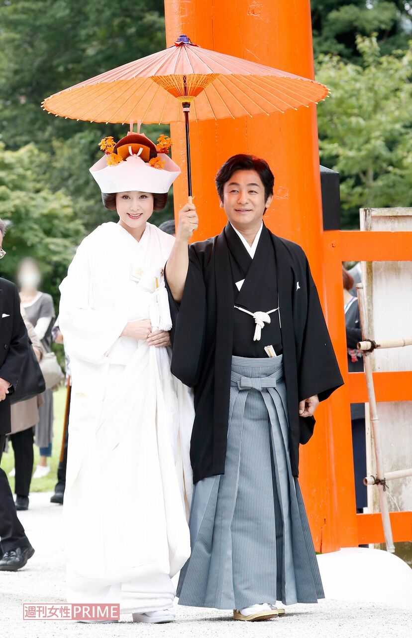 画像・写真】紀香と愛之助、結婚披露宴で配られる引き出物は「オーダー