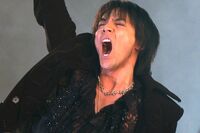 『BOOWY』40周年で“パチスロ機”に、ファンの落胆と完全に消えた「再結成の可能性」