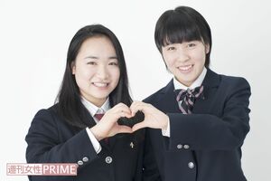 伊藤美誠（左）平野美宇（右）撮影／渡邉智裕