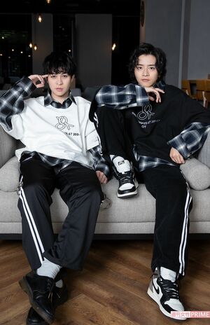 西銘駿（左）と飯島寛騎（右）　撮影／吉岡竜紀