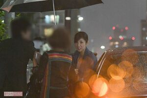 ゴージャスなオーラを纏い会場入りする黒木瞳