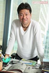 佐藤二朗　撮影／近藤陽介