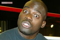 ボビー・オロゴンのプロボクサー息子、ジェイジェイ・オロゴンと対戦したナイジェリア人選手が素人と発覚!…