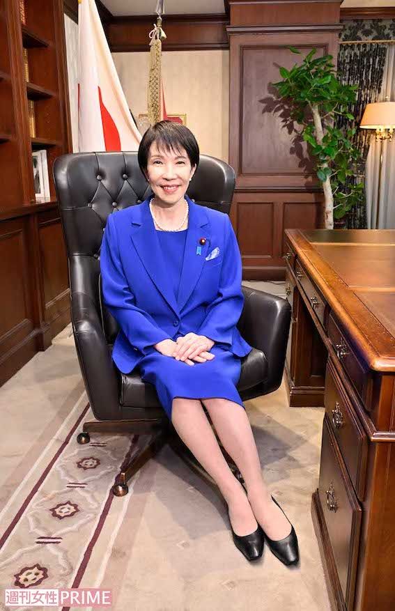 結党以来初の女性総裁に選出された高市早苗氏(2025年10月4日撮影、写真/本誌写真班)