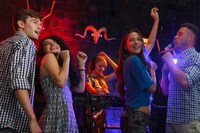 イギリス人の“トンデモ誕生日パーティー”、5歳の子どものお祝いに「プロのDJ」セレブは“移動動物園”ま…