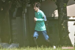 『彼女はキレイだった』ジョギングシーンの撮影中の赤楚衛二