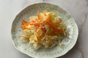 大腸がんサバイバー重野佐和子さんの腸活常備菜「きゃべつとにんじんのサラダ」