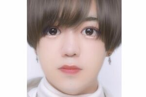 プリクラで盛った相沢龍誠容疑者（知人提供）