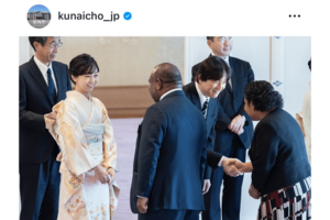 7月17日に行われた宮中茶会に出席された佳子さま(宮内庁公式SNSより)