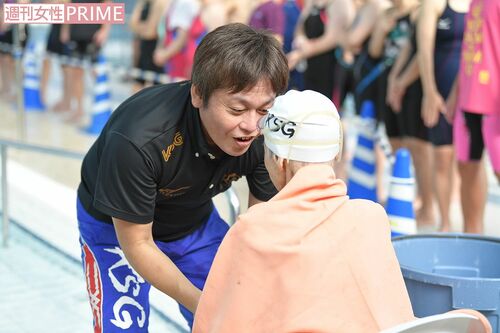 澤田コーチの指導と猛特訓の末、長い時間でも浮いていられるコツを身体にしみ込ませた