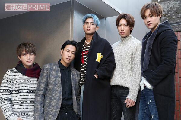 CODE-V(左から)ソル、ナロ、テフン、サンウ、ルイ　撮影／齋藤周造