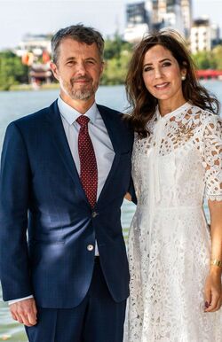 デンマーク・マルグレーテ女王の長男・フレデリック皇太子とメアリー皇太子妃（王室公式SNSより）