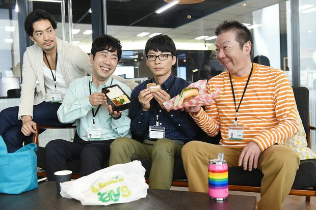 古田新太、藤井隆など芸達者がドラマを盛り上げる　(c)TBS