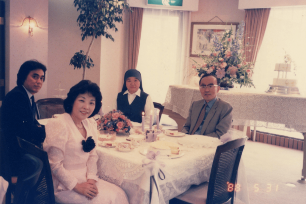 日本ペンクラブ会長でもあった作家の故・遠藤周作さんとのつながりで日本ペンクラブ会員にも