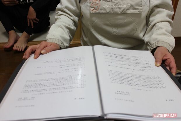 被害児童の母親。今回開示命令を受けるまで裁判を支えた