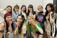 NiziU、怒涛の6日連続番組出演で「伸び悩み説」を吹き飛ばせるか