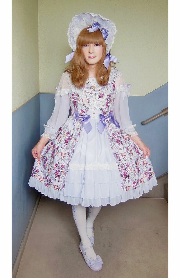 ロリータファッションに身を包むオンプさん（本人SNSより）