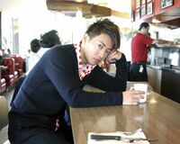 佐藤健2016年カレンダーはL.A.で現地のスタッフとコラボ