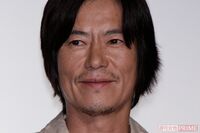 豊川悦司、かつて「キムタクのライバル」と呼ばれた“語らない男”の30年