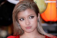 ローラ、CM撮影現場で親族と事務所社長が居合せる事態に! 両者の関係に進展か