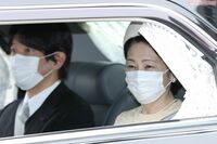 紀子さま、“手作りガウン”などご活躍の背景に雅子さまへの“皇嗣妃のプライド”か