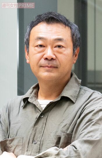 戌井昭人●1971年、東京都生まれ。文学座を経て、'97年パフォーマンス集団「鉄割アルバトロスケット」を旗揚げし、俳優、劇作家として活躍。 撮影/伊藤和幸