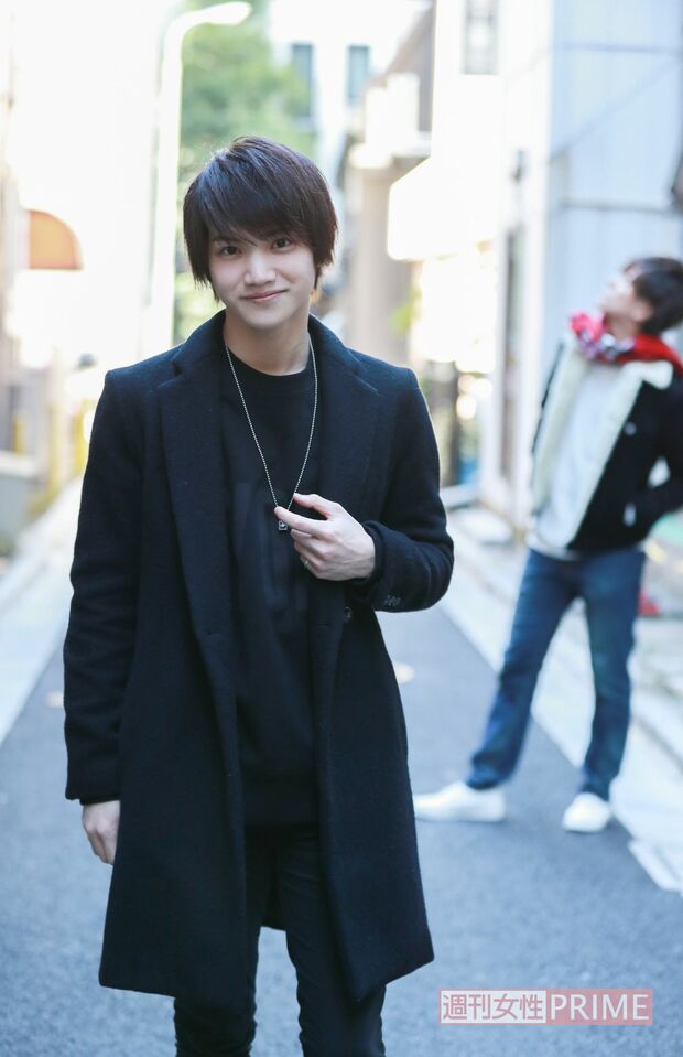 三浦宏規、財木琢磨（奥）　撮影／森田晃博