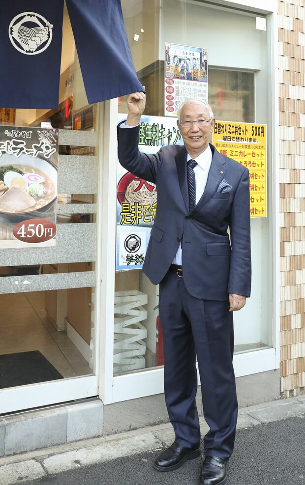 名代富士そば・ダイタングループ会長の丹道夫さん　撮影／吉岡竜紀
