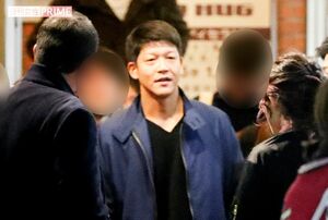 打ち上げに参加した駿河太郎