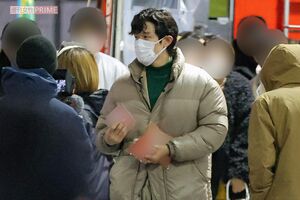 映画『シティーハンター』ロケ中の鈴木亮平