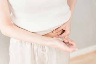 佳子さま、心遣いで着用の工芸品が“売上50倍”も「配慮が必要」皇室